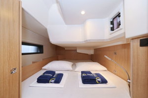 Bavaria C42 „Maupiti“ – fotka 26