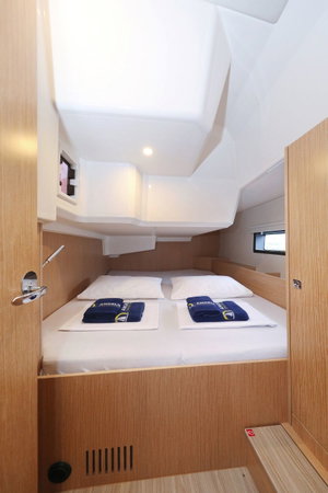 Bavaria C42 „Maupiti“ – fotka 28
