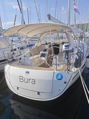 Bavaria Cruiser 37 „Bura“ – fotka 2