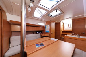 Dufour 350 „Sweet Lady“ – fotka 22