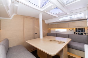 Dufour 37 „Nessie“ – fotka 17