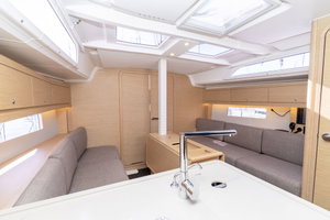 Dufour 37 „Nessie“ – fotka 16