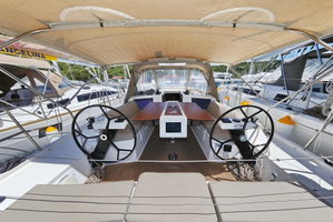 Dufour 390 „Olmato“ – fotka 14
