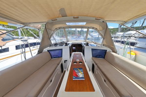 Dufour 390 „Olmato“ – fotka 9