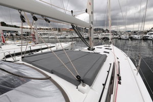 Dufour 470 „Shooting Star“ – fotka 12