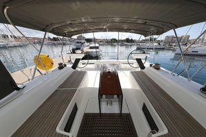 Dufour 530 „Dreamweaver“ – fotka 11