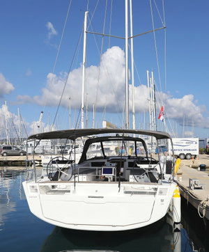 Dufour 530 „Graceful Dancer“ – fotka 1