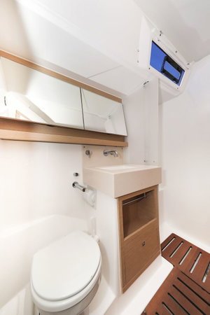 Dufour 530 „Kasper“ – fotka 37