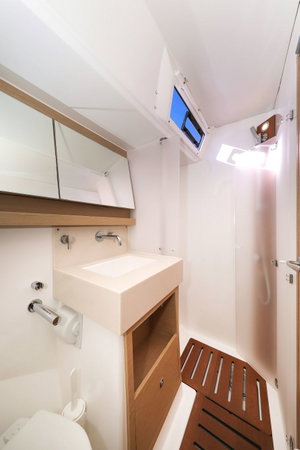 Dufour 530 „Kasper“ – fotka 38