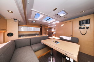 Dufour 530 „Kasper“ – fotka 17