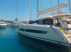 Fountaine Pajot New 44 Quatour „Skywalker“ – fotka 2