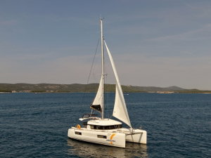 Lagoon 40 „Venus“ – fotka 1