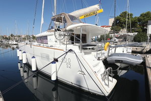 Lagoon 400 S2 „Kinga V“ – fotka 2
