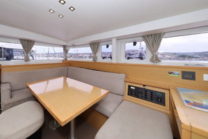 Lagoon 400 S2 „Ladies First“ – fotka 13