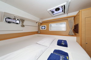 Lagoon 400 S2 „Ladies First“ – fotka 24