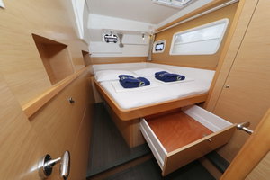 Lagoon 400 S2 „Ladies First“ – fotka 5