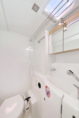 Lagoon 400 S2 „Maja V“ – fotka 36
