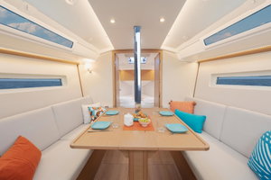 Sun Odyssey 350 „Miyabi“ – fotka 7