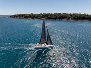 Sun Odyssey 350 „Wabi Sabi“ – fotka 2