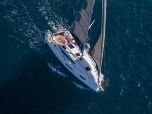 Sun Odyssey 350 „Wabi Sabi“ – fotka 1