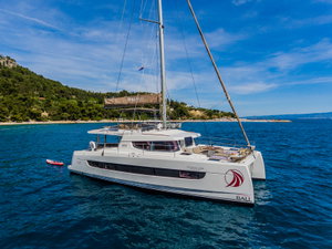 Bali 4.6 „Nouvelle Lune“ – fotka 1