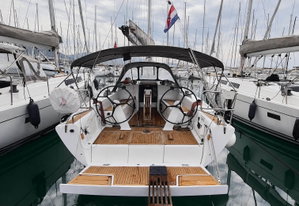 Dehler 38 „Redshift“ – fotka 1