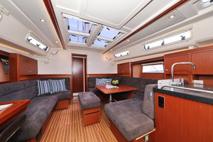 Hanse 455 „Bare Necessities“ – fotka 3
