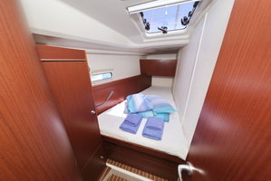 Hanse 455 „Bare Necessities“ – fotka 4