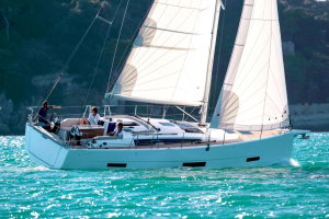 Dufour 390 GL „INVICTUS“ – fotka 1