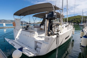 Dufour 530 Smart Electric „INSPIRATION“ – fotka 2