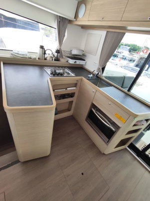 Lagoon 42 „VIOLET“ – fotka 3