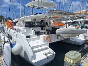 Lagoon 46 „BOATYLICIOUS“ – fotka 1