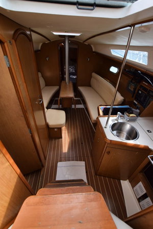 Sun Odyssey 32i „Carmen“ – fotka 3