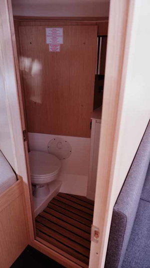 Bavaria C38 „Alesia“ – fotka 11