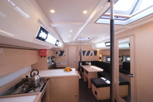 Bavaria C38 „Coral“ – fotka 4