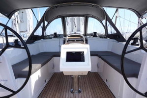 Bavaria C38