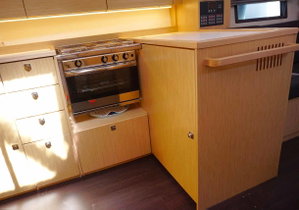 Bavaria C38