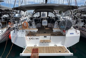 Bavaria C42 „A.HO.I. two“ – fotka 1
