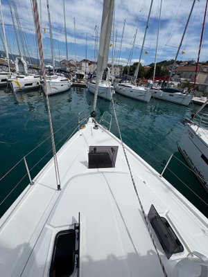 Bavaria C42 „A.HO.I. two“ – fotka 5