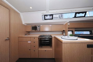 Bavaria C42 „First Light“ – fotka 11
