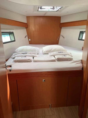 Bavaria C42 „Nava“ – fotka 11