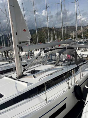 Bavaria C42 „Nava“ – fotka 6