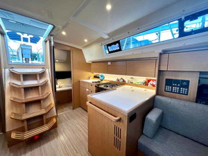 Bavaria C42 „Sideways“ – fotka 5