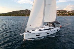 Bavaria C42 „Vento Estivo“ – fotka 6