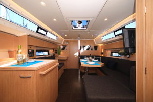 Bavaria C42 Style „Lizzy“ – fotka 10