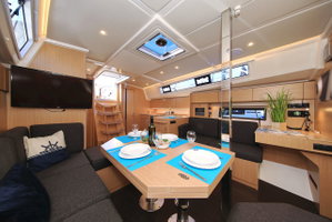 Bavaria C42 Style „Lizzy“ – fotka 17