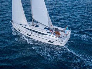Bavaria C42 Style „Sea Breeze“ – fotka 2