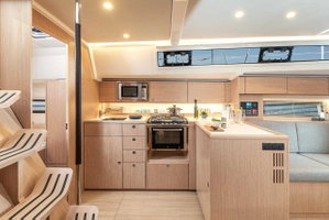 Bavaria C42 Style „Sea Breeze“ – fotka 7
