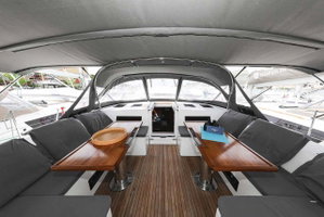 Bavaria C50 Holiday „Granat“ – fotka 9