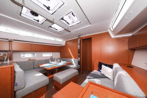 Bavaria C50 Holiday „Granat“ – fotka 11